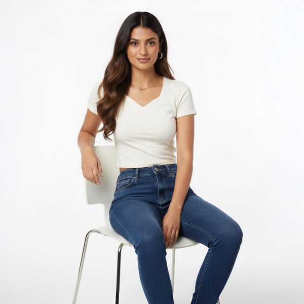 Heart Neck crop Top Slim FIT Off-white
